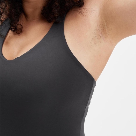 NWT Girlfriend Collective Shadow Lola V-Neck Exercise Dress - Picture 5 of 11